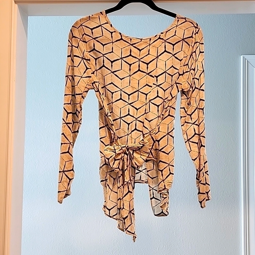 Silky Gap Top With Open Back & Cross Tie Closure